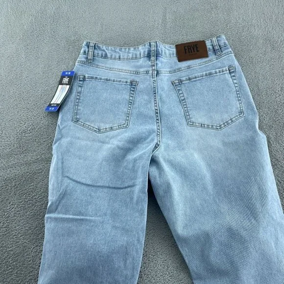 Frye Womens Stevie Wash Jeans Size 10/30 Light Blue Mid-Rise Cropped NWT 3036 - Picture 2 of 12